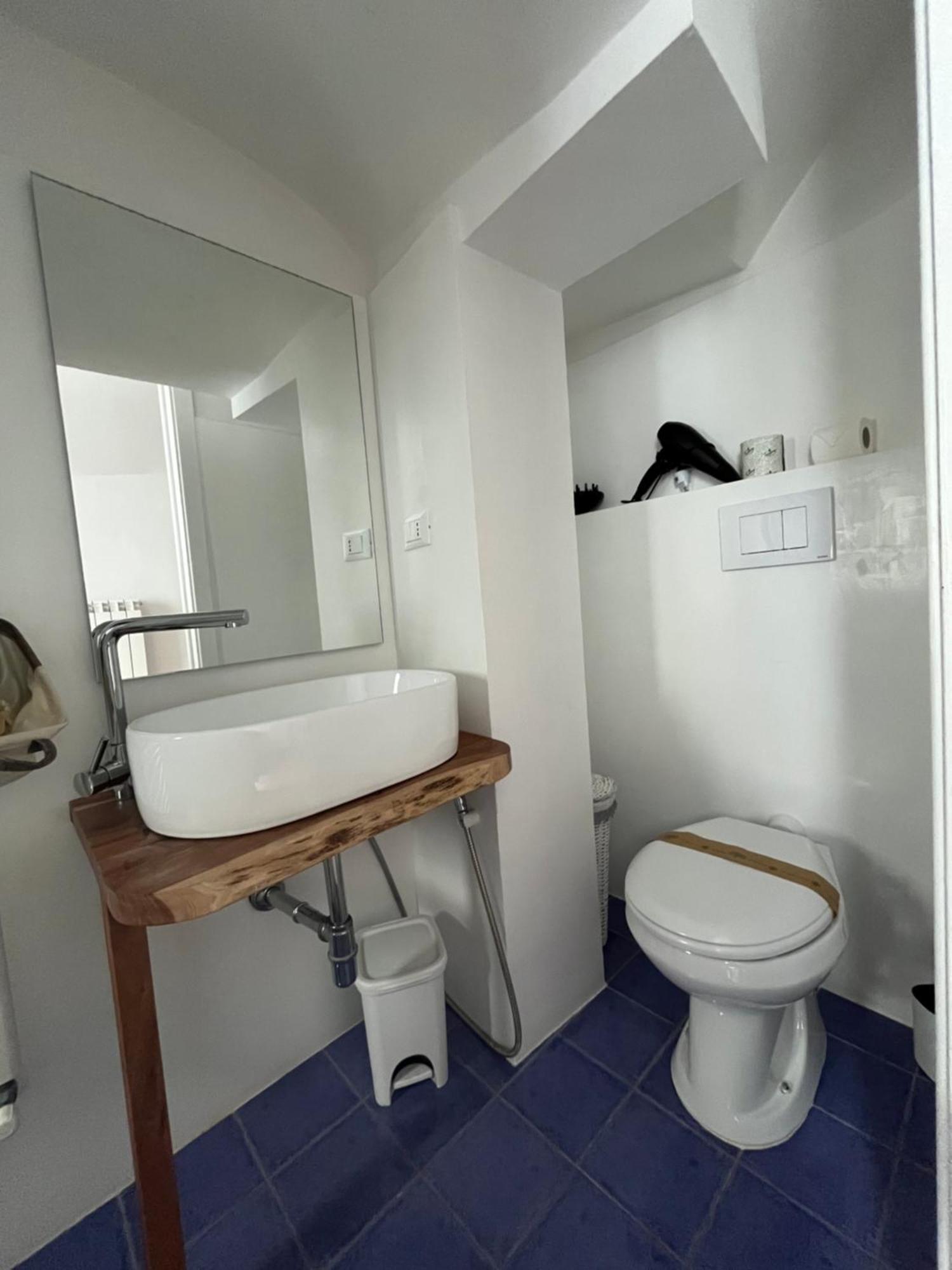 Ostuni 21Mqsuitehomes, Appartamento Con Mini Piscina Privata, Appartamenti Con Vasca Idromassaggio & Appartamenti Standard Eksteriør bilde