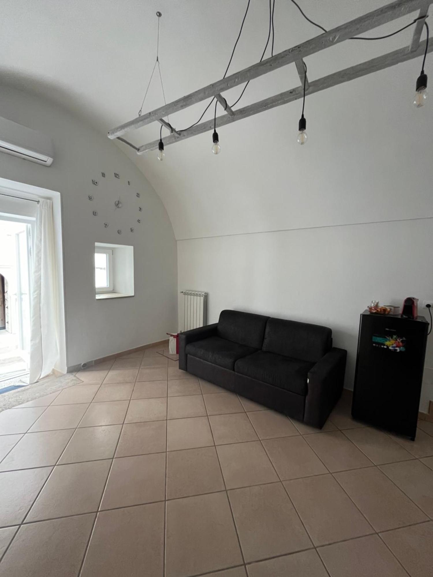 Ostuni 21Mqsuitehomes, Appartamento Con Mini Piscina Privata, Appartamenti Con Vasca Idromassaggio & Appartamenti Standard Eksteriør bilde