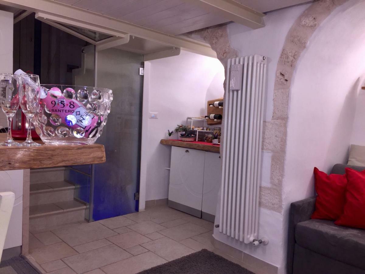 Ostuni 21Mqsuitehomes, Appartamento Con Mini Piscina Privata, Appartamenti Con Vasca Idromassaggio & Appartamenti Standard Eksteriør bilde