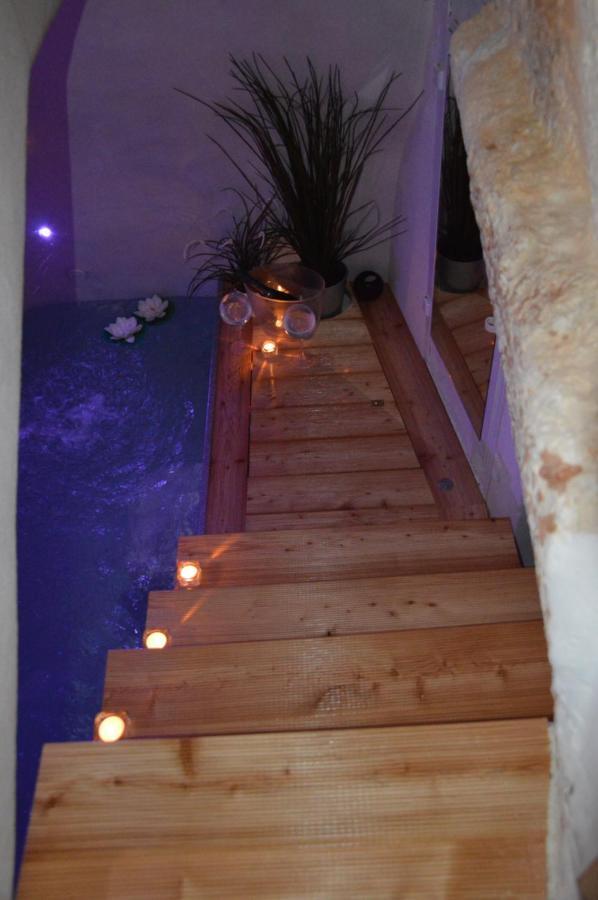 Ostuni 21Mqsuitehomes, Appartamento Con Mini Piscina Privata, Appartamenti Con Vasca Idromassaggio & Appartamenti Standard Eksteriør bilde